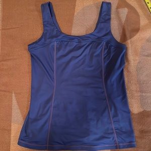 EUC Lululemon violet blue distance tank, 8